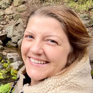 Meet your Posher, Christy